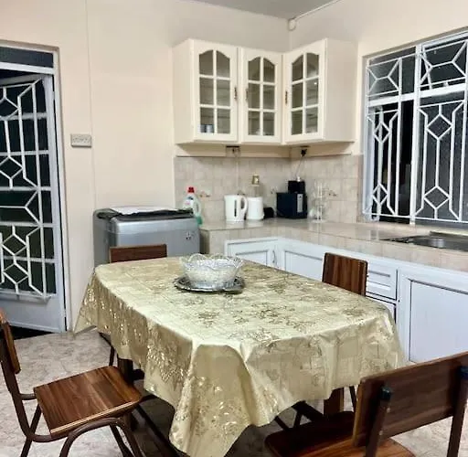Cozy Appartment In Plaine Magnien!
